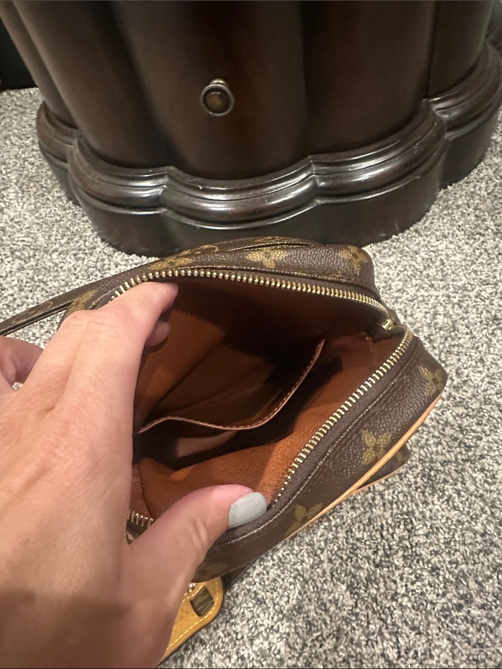 Vintage Louis Vuitton Brown Monogram Amazon. - Picture 4 of 15